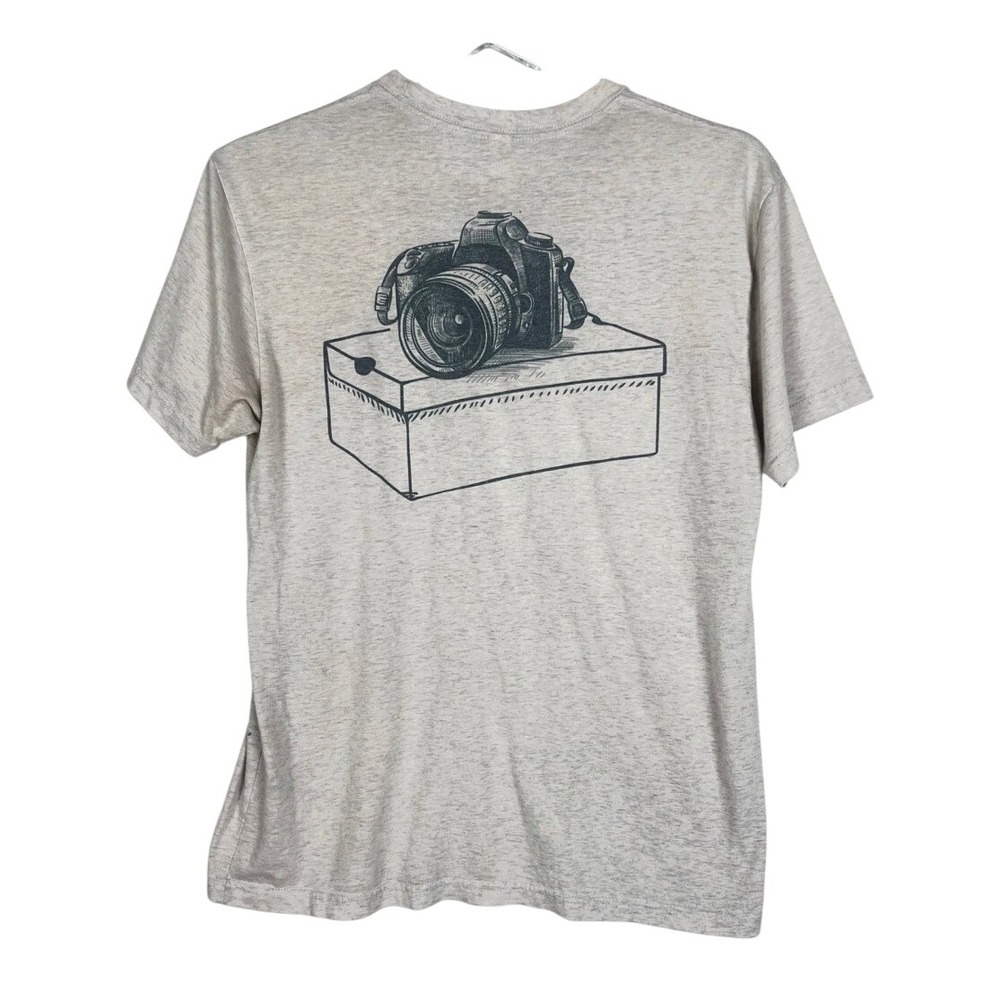Camera Shoebox‎ Photography  Graphic T-Shirt M Gray Distressed see pics